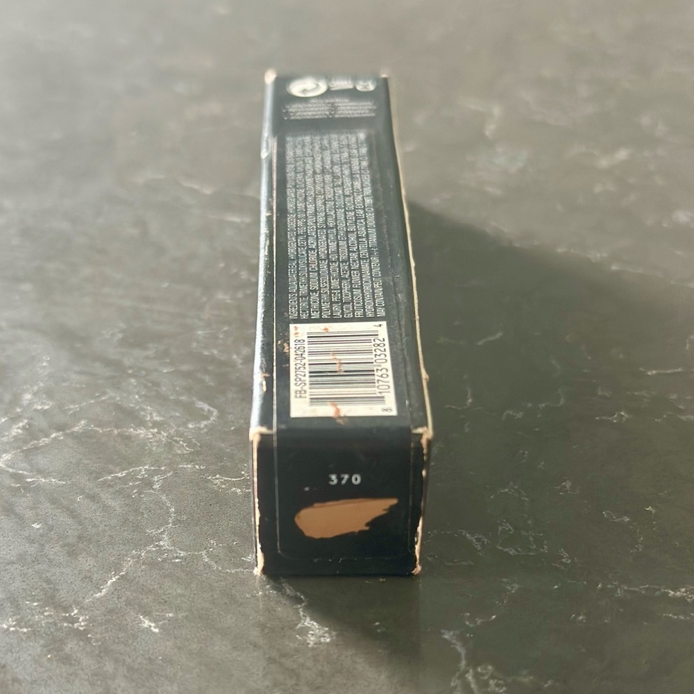 Fenty Beauty Pro Filt’r Instant Retouch Concealer- 370 - Picture 11 of 11